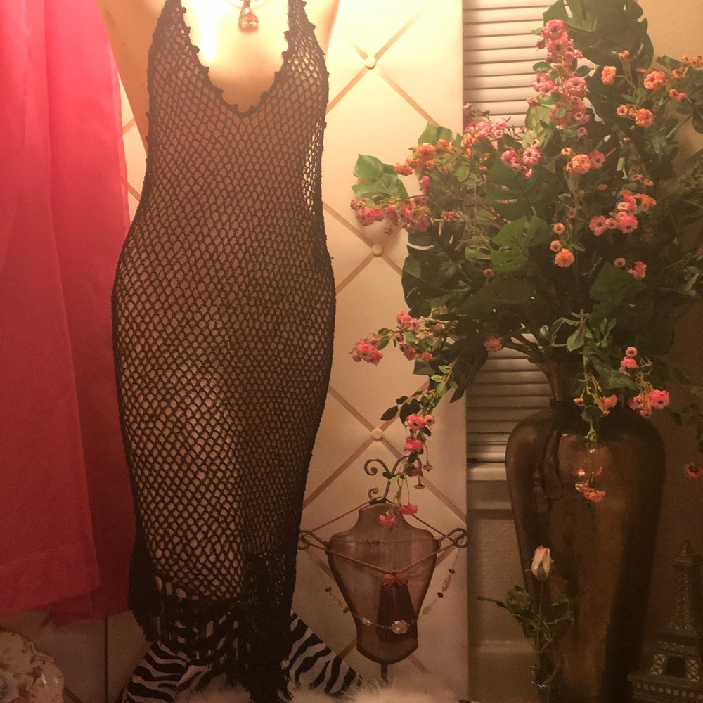 Victoria’s Secret Cover-Up Black size L